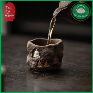 Chén chủ uống trà bằng gốm men bùn cũ đắp nổi họa tiết phật 100ml