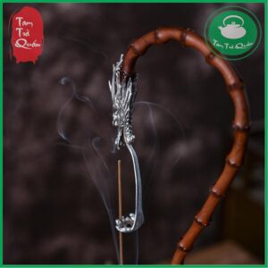 Cây cắm trầm, đặt nụ trầm bằng thân trúc già LONG THỦ - Ảnh 3