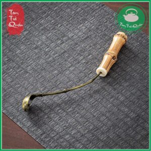 Muỗng đồng cán gỗ tre múc bột matcha