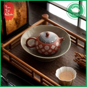 Ấm tử sa Nghi Hưng dáng tây thi họa tiết đồng tâm cách điệu 200 ml (Đại Hồng Bào) - Ảnh 3